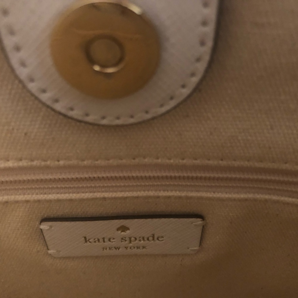 Kate Spade Straw Tote w/Strawberry Appliqué and Scarf - Picture 4 of 5